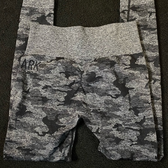 Gymshark adapt camo seamless leggings - Picture 2 of 3